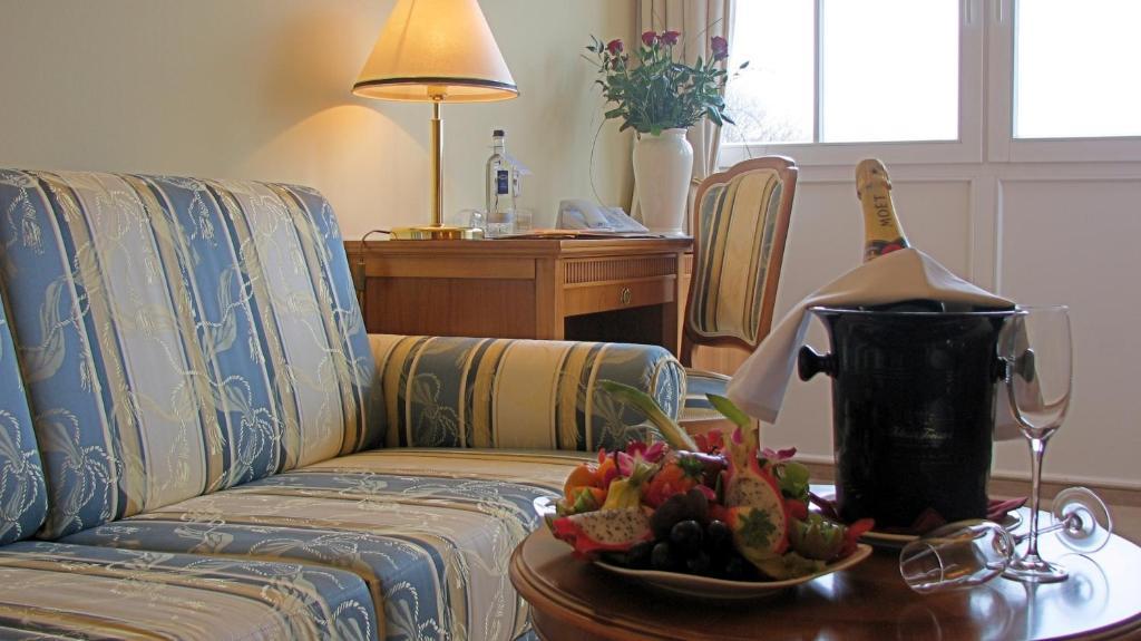 Strandhotel Deichgraf Graal-Mueritz Kamer foto
