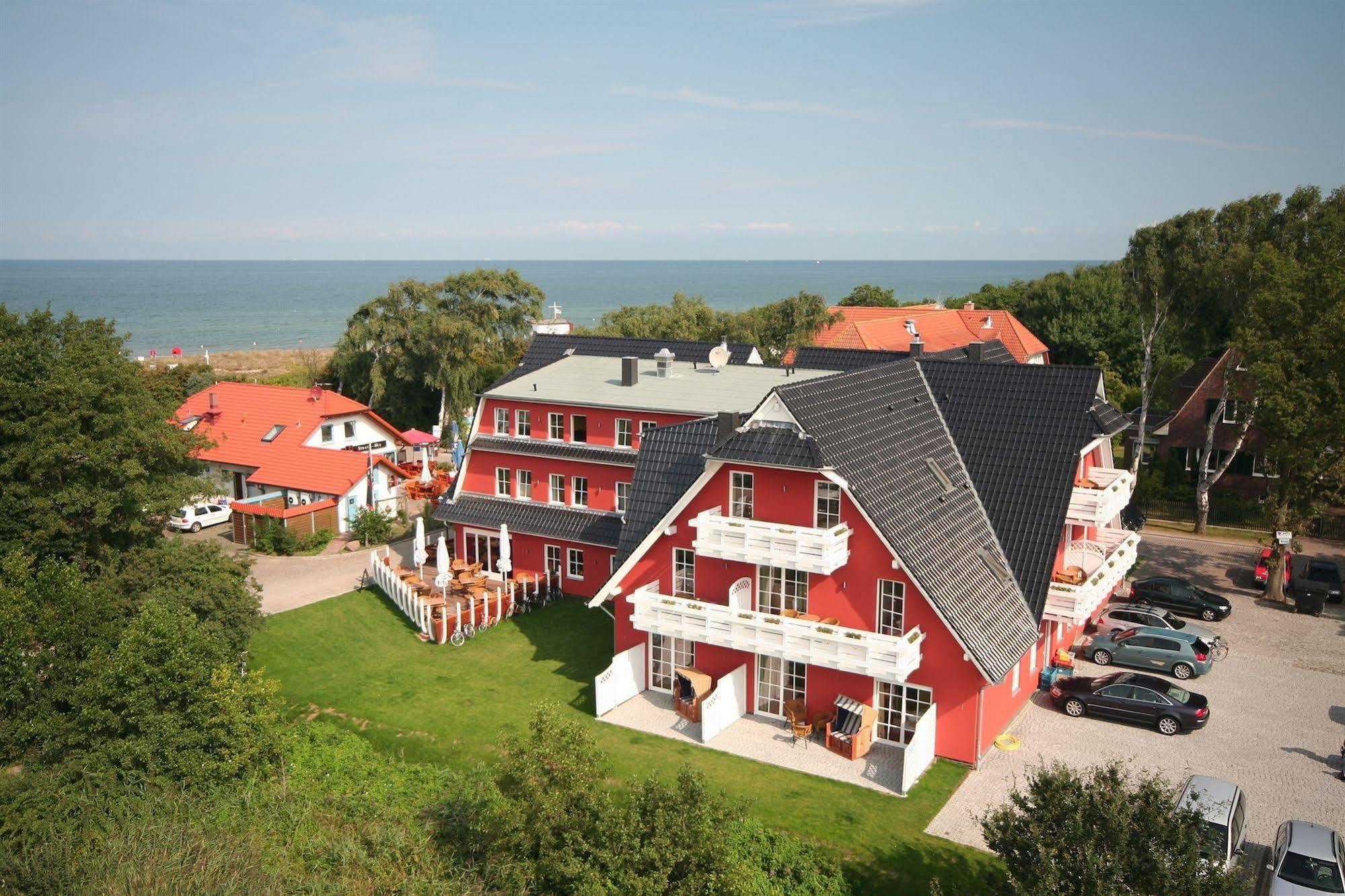 Strandhotel Deichgraf Graal-Mueritz Buitenkant foto