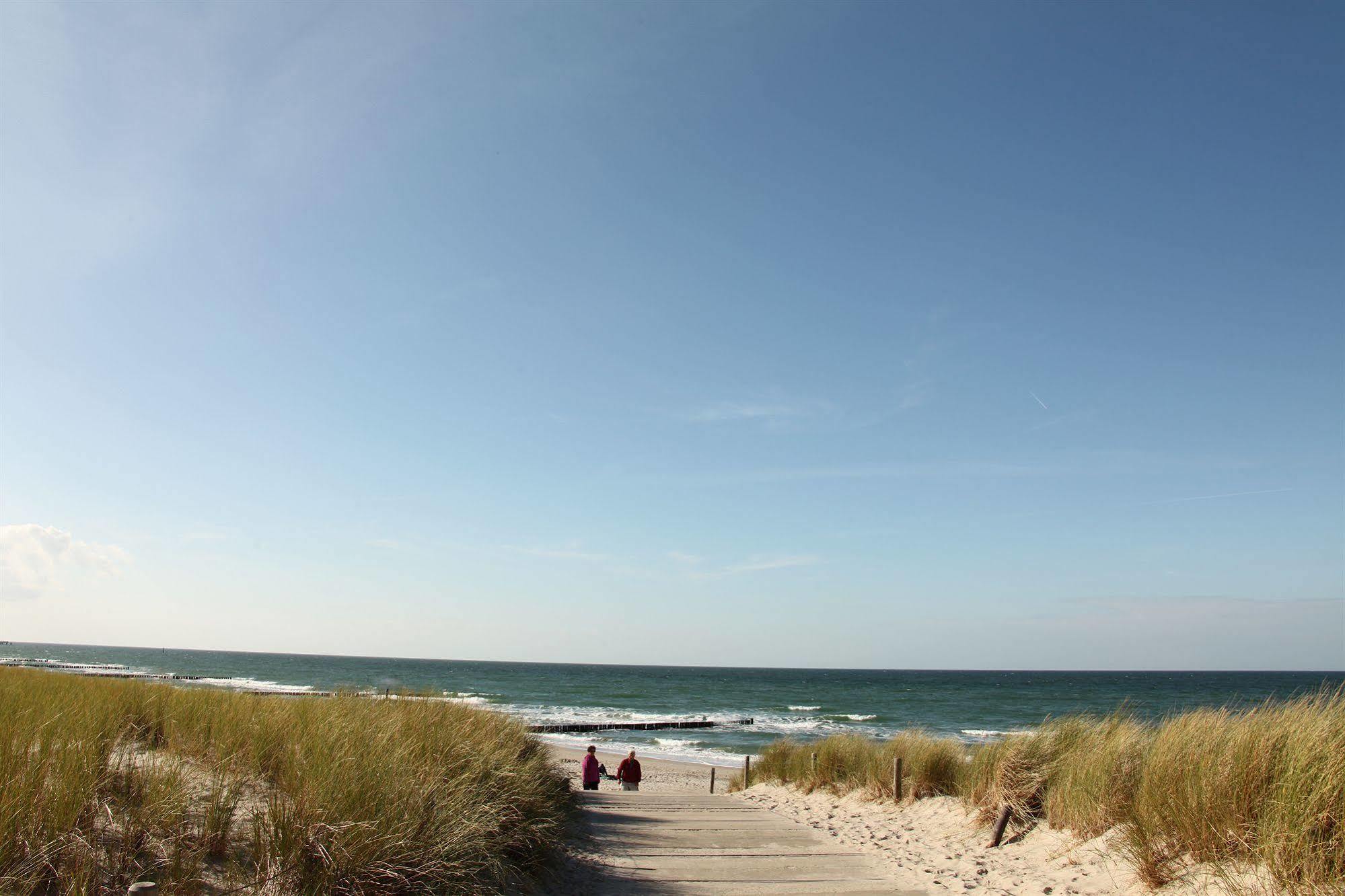 Strandhotel Deichgraf Graal-Mueritz Buitenkant foto